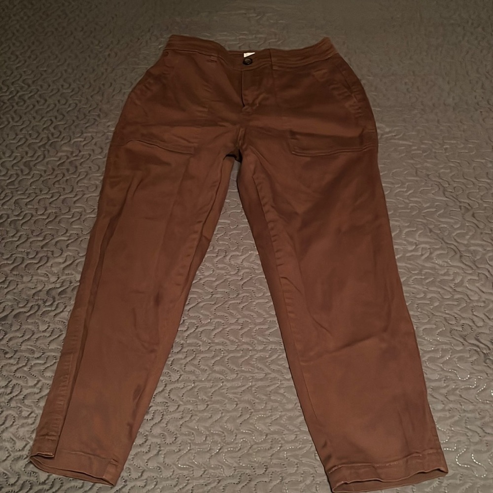 Brown mom jeans